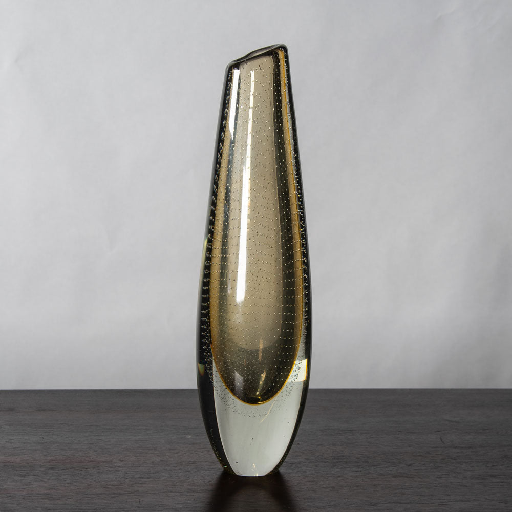 Gunnel Nyman for Nuutäjarvi-Nottsjö, Finland, tall vase with internal control bubbles in yellow and clear glass H1545