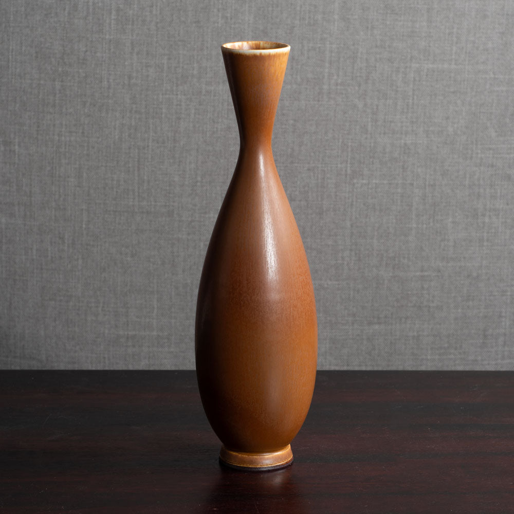 Berndt Friberg for Gustavsberg, Sweden, unique stoneware vase with golden brown haresfur glaze L3557