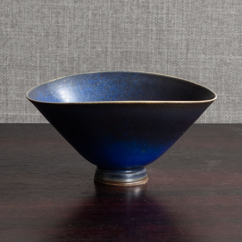 Berndt Friberg for Gustavsberg, Sweden, stoneware bowl with blue haresfur glaze M4166
