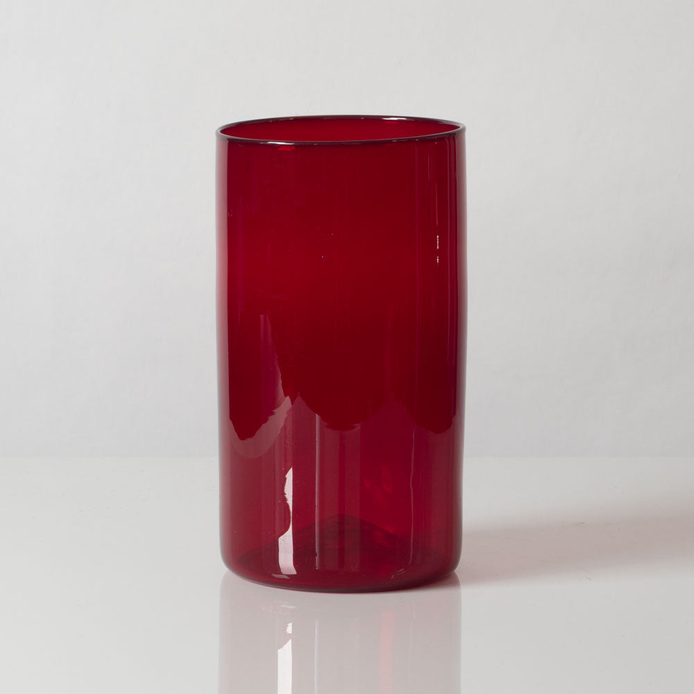 Kaj Franck for Nuutäjarvi-Nottsjö, Finland, cylindrical vase in red glass L3070