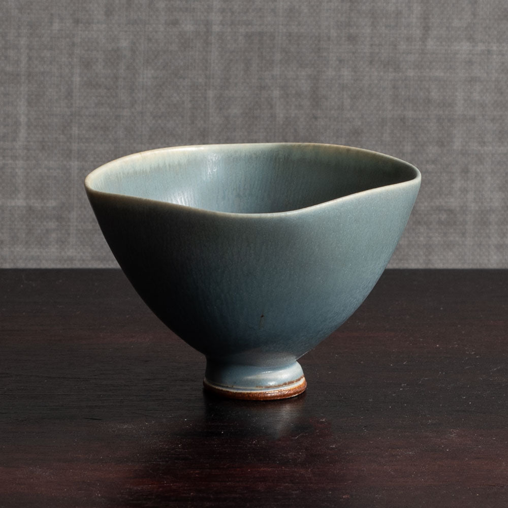 Berndt Friberg for Gustavsberg, Sweden, stoneware bowl with pale blue haresfur glaze M4052