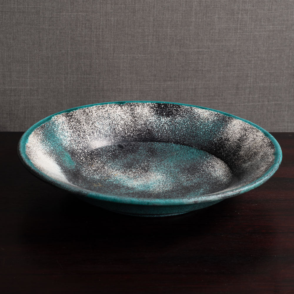 Svend Hammershoj for Kähler Keramik, Denmark, bowl with black, white and green glaze M4162