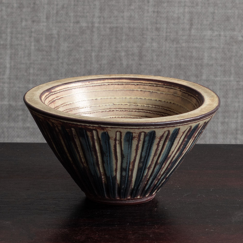 Wilhelm Kage for Gustavsberg, Sweden, "Farsta" bowl with red, black and brown glaze L3826