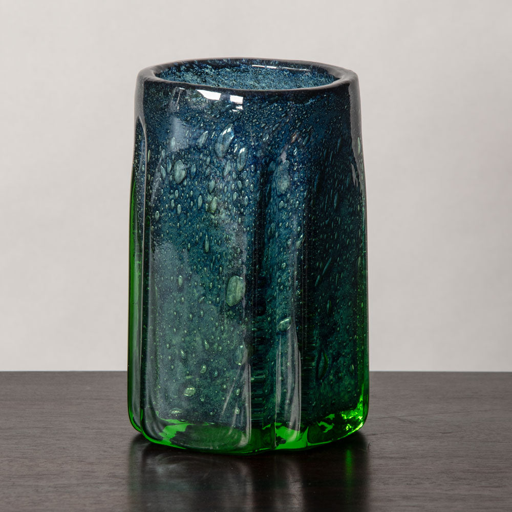 Benny Motzfeldt for Randsfjord, Norway, vase in blue and green bubbled glass J1204