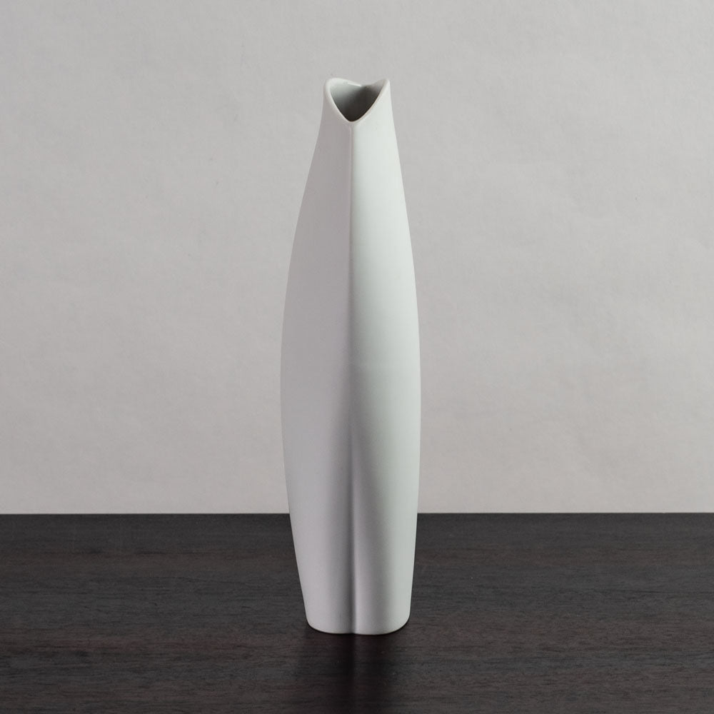 Tapio Wirkkala for Rosenthal, Germany, flattened porcelain vase G7023