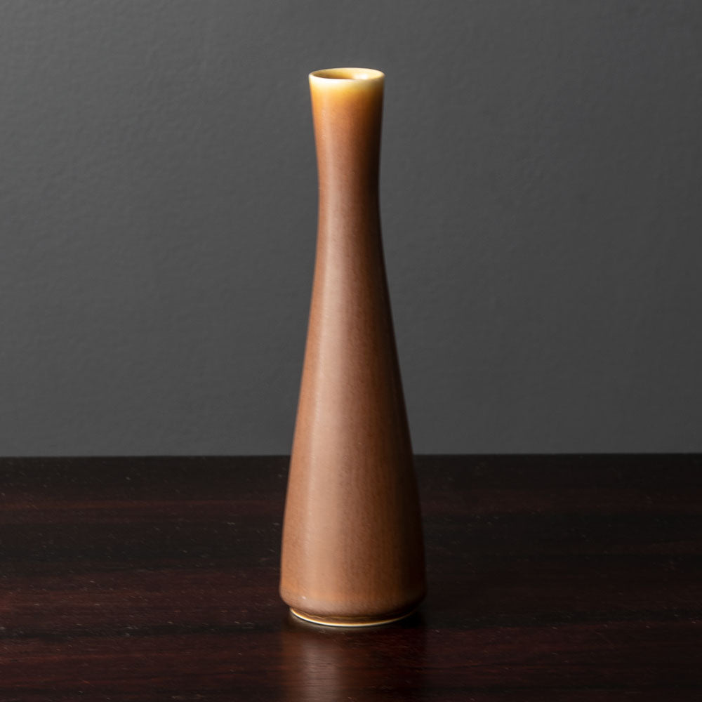 Frode Bahnsen for Palshus, Denmark, stoneware vase with reddish brown haresfur glaze H1388