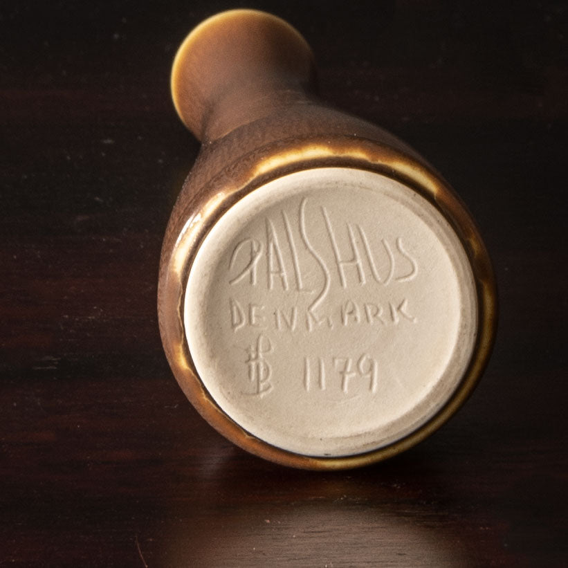 Frode Bahnsen for Palshus, Denmark, stoneware vase with reddish brown haresfur glaze H1388