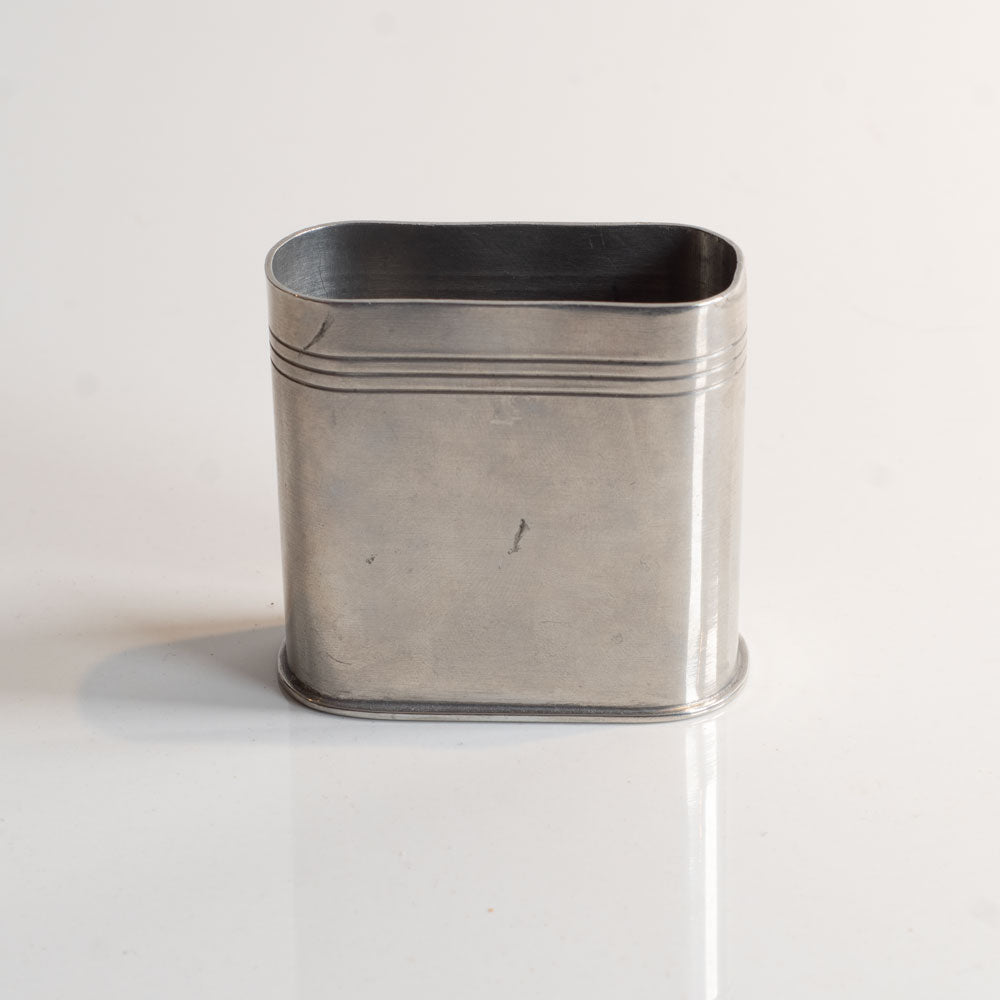 GAB Tenn, Sweden, toothpick holder with impressed castle motif M4185