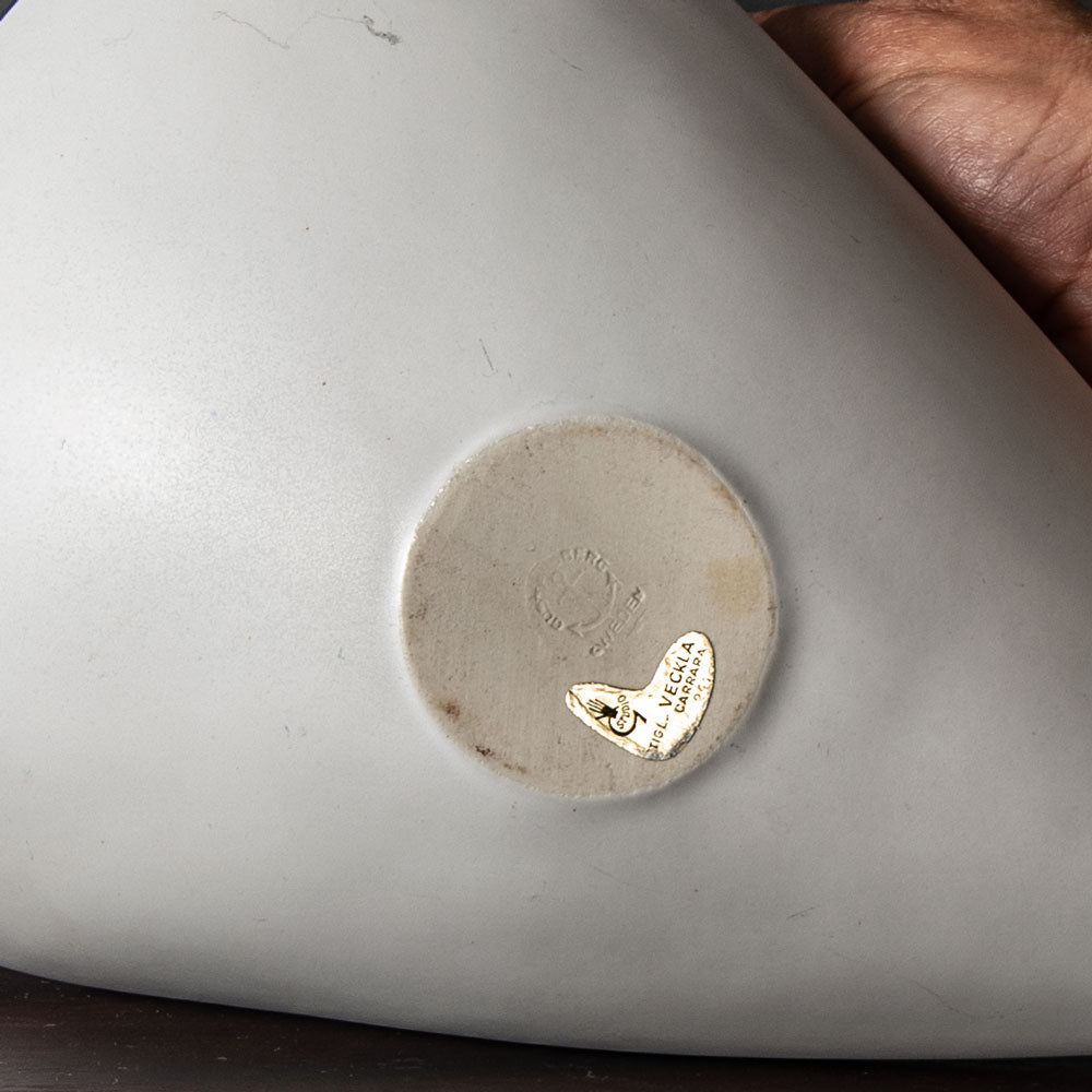 Stig Lindberg for Gustavsberg, "Veckla" bowl with matte white glaze H1441