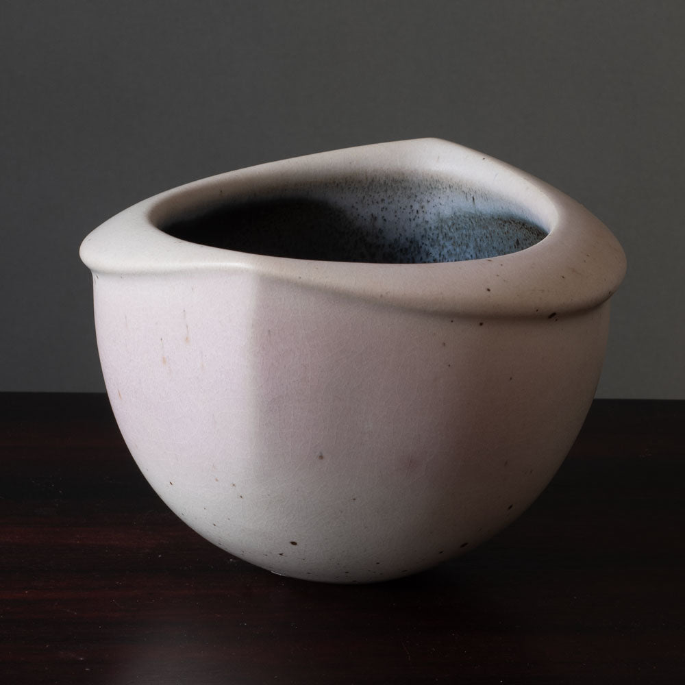 Gotlind Weigel, own studio, Germany, stoneware vessel with off white and blue gray glaze K2874