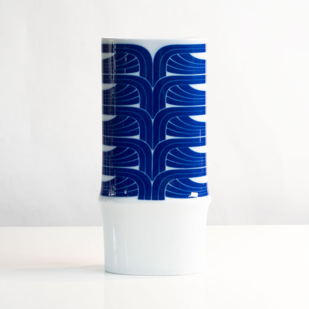 Large vase with glossy white glaze and blue patterning for Rosenthal, Germany L3156