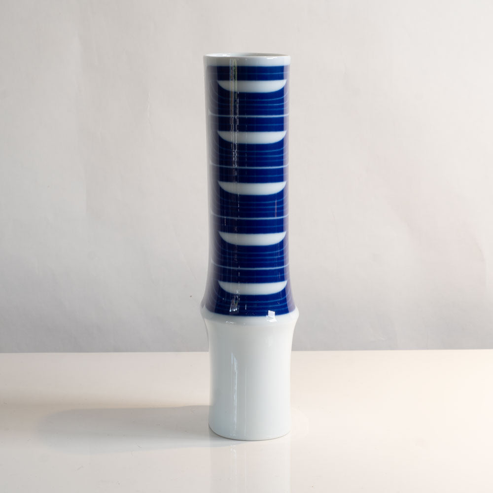 Large vase with glossy white glaze and blue patterning for Rosenthal, Germany L3156