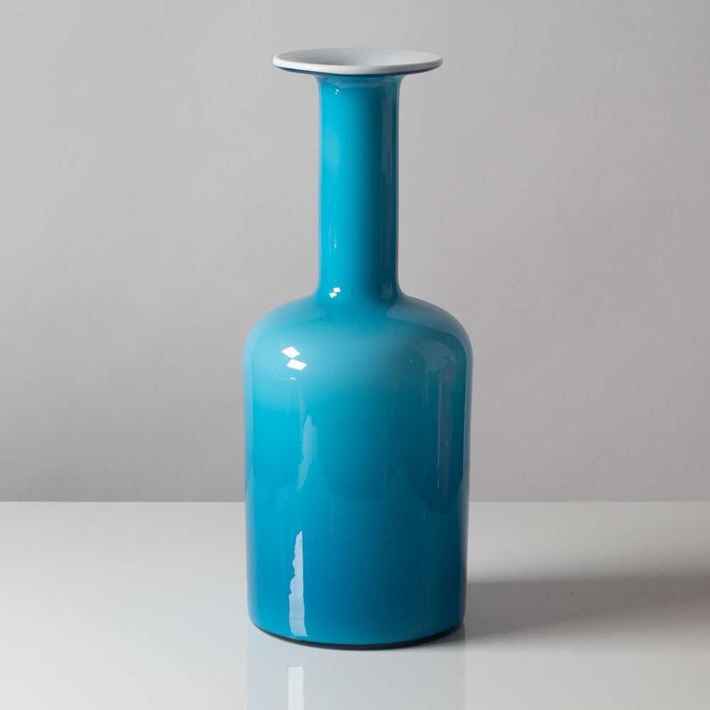 Otto Brauer for Holmegaard, Denmark, "Gulvvase" in blue and white glass K2441