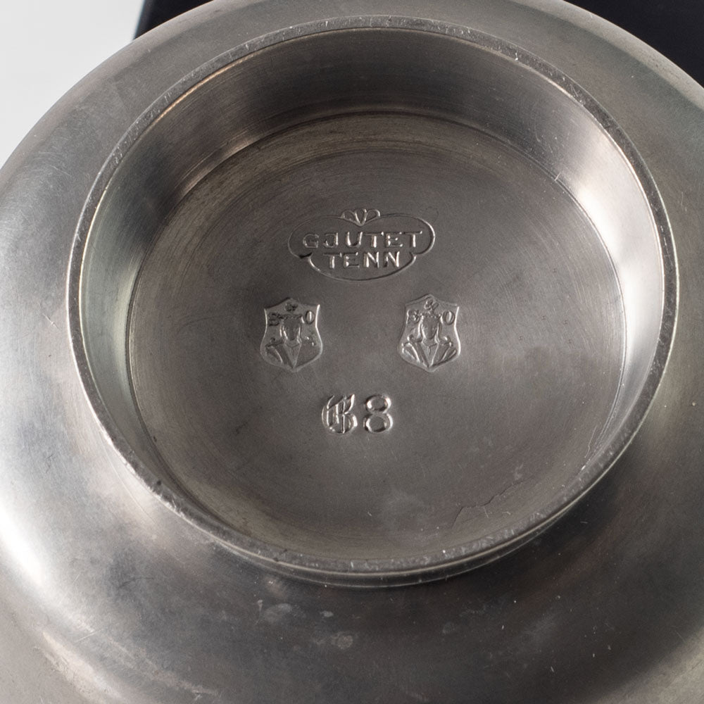 Schreuder & Olsson, Sweden, pewter deco lidded bowl L3040