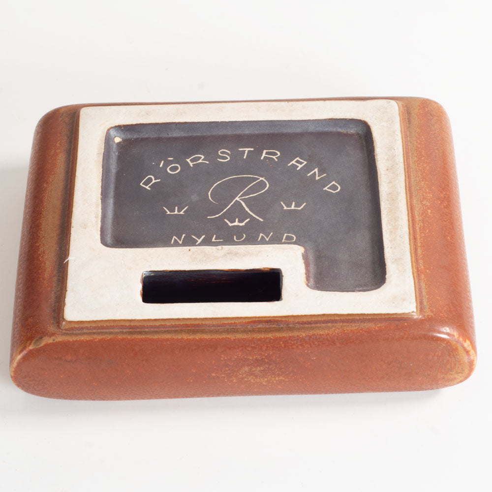 Gunnar Nylund for Rörstrand, stoneware desk organizer with reddish haresfur brown glaze L3536