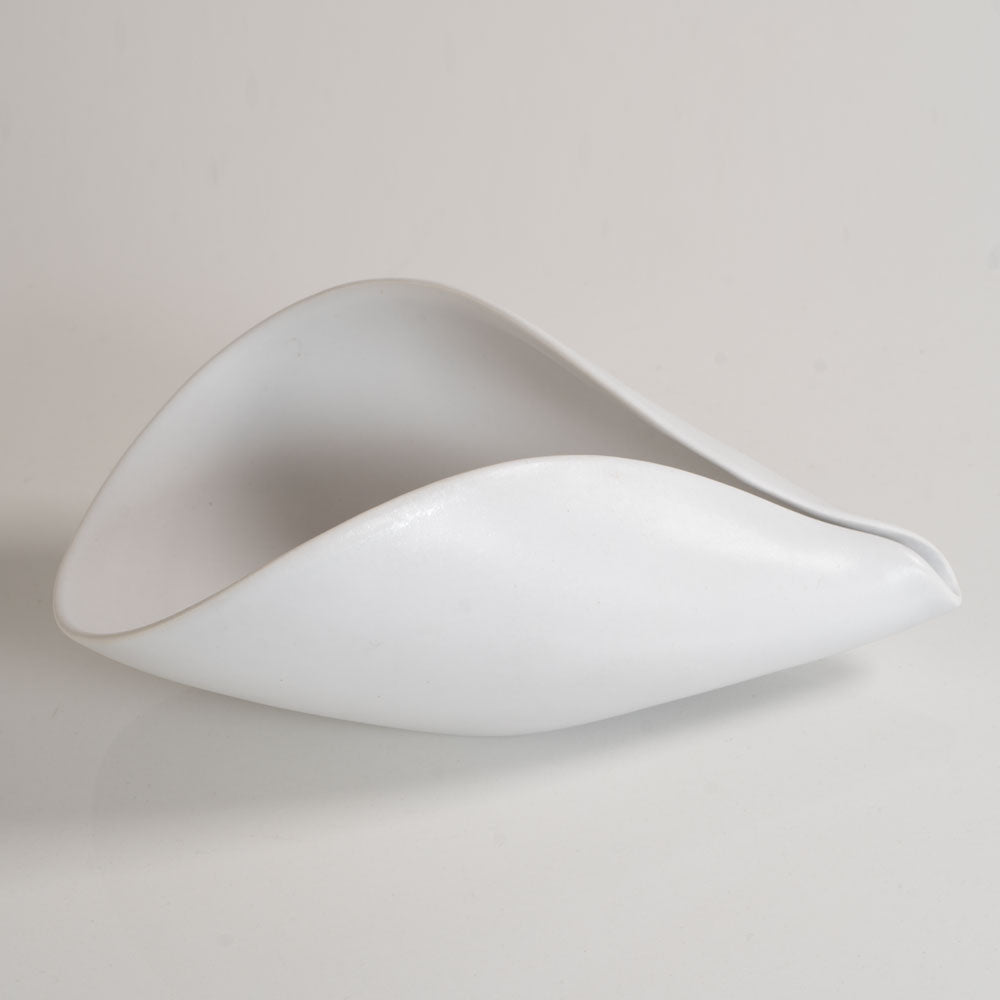 Stig Lindberg for Gustavsberg, Sweden, porcelain "Veckla" bowl with matte white glaze L3574