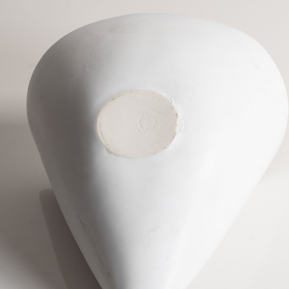 Stig Lindberg for Gustavsberg, Sweden, porcelain "Veckla" bowl with matte white glaze H1285