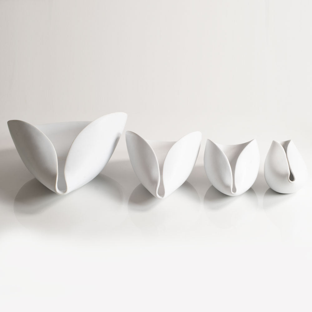 Group of porcelain "Veckla" bowls with matte white glaze by Stig Lindberg