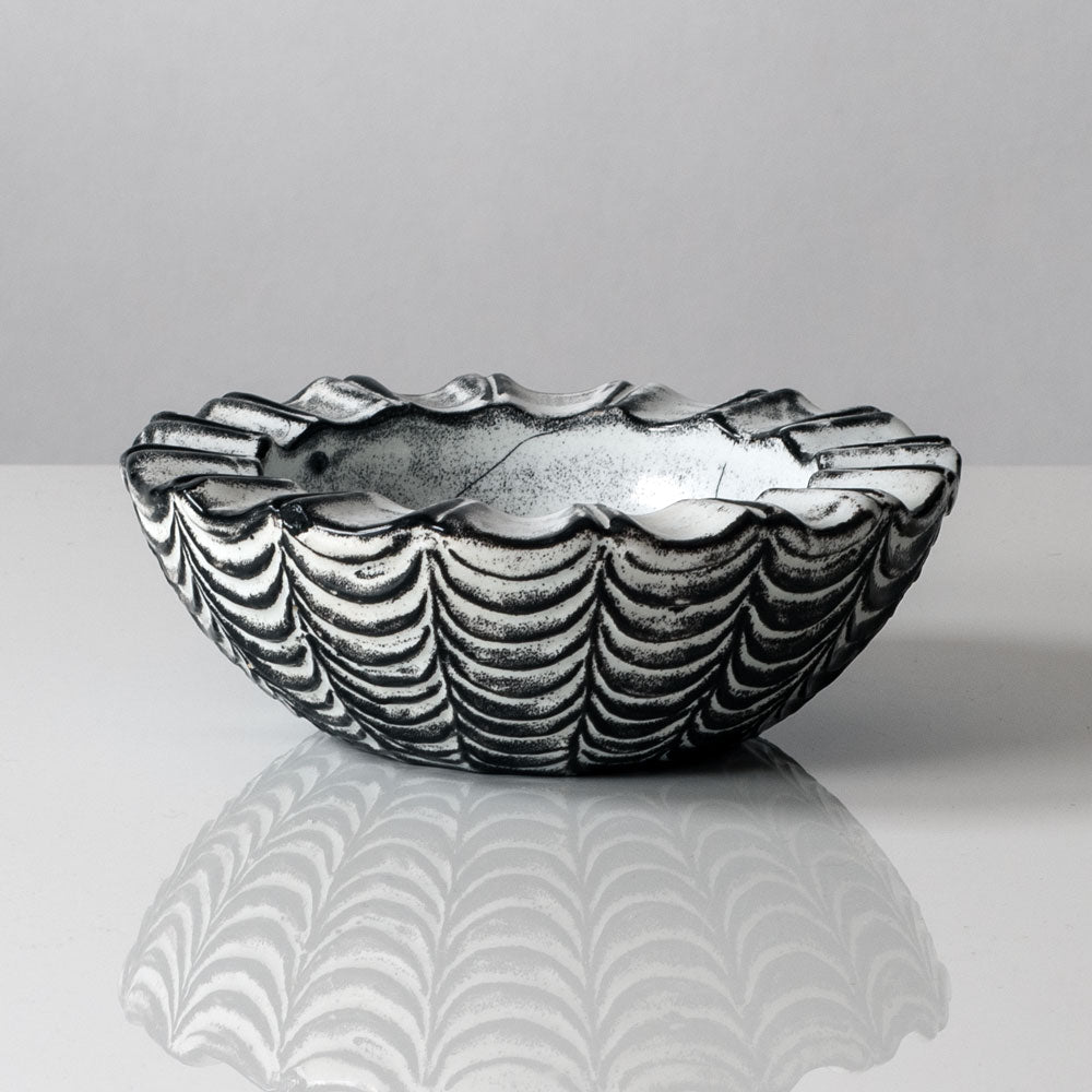 Nils Kähler for Herman A. Kähler Keramik, bowl with semi-gloss black and white glaze K2870