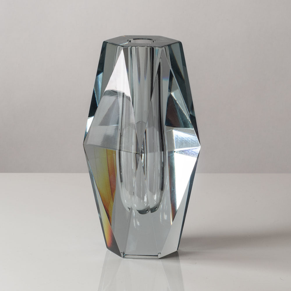 Strombergshyttan large faceted vase in clear glass L3118