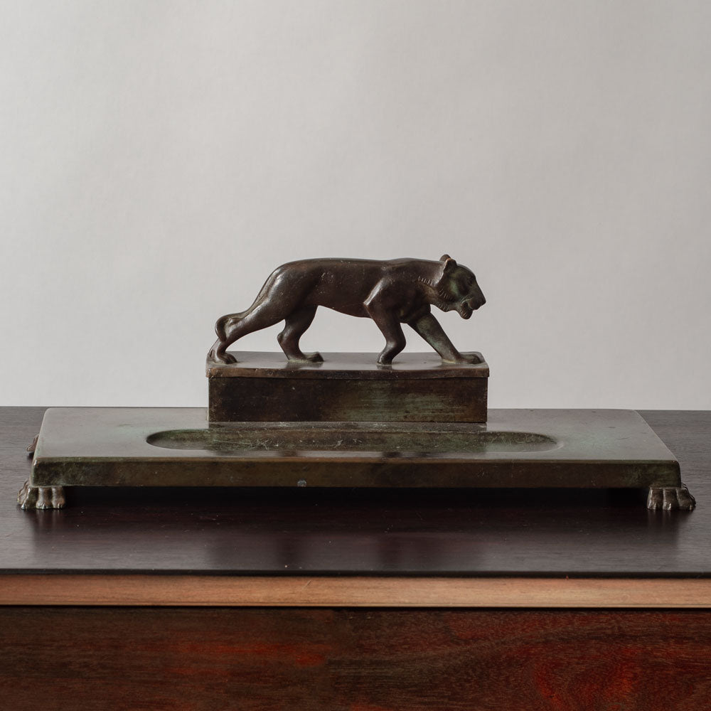 Just Andersen for GAB, Sweden, large bronze double inkwell desk tray with lion figure k2765