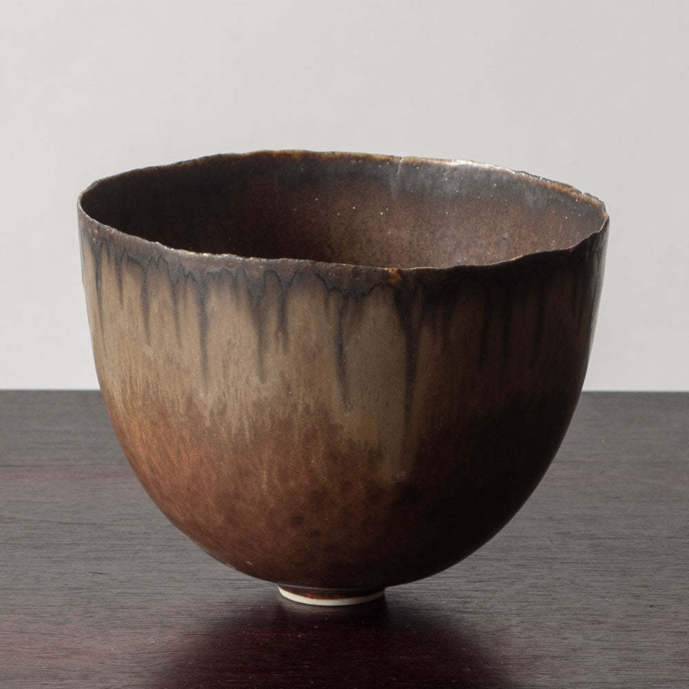 Deirdre Burnett, own studio, UK, unique stoneware bowl with matte brown glaze K2168