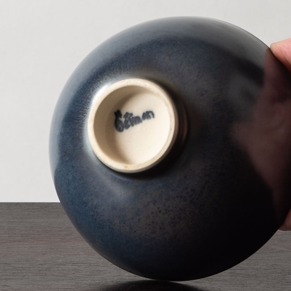 Lasse Östman, Sweden, unique stoneware bowl with blue and brown glaze H1334