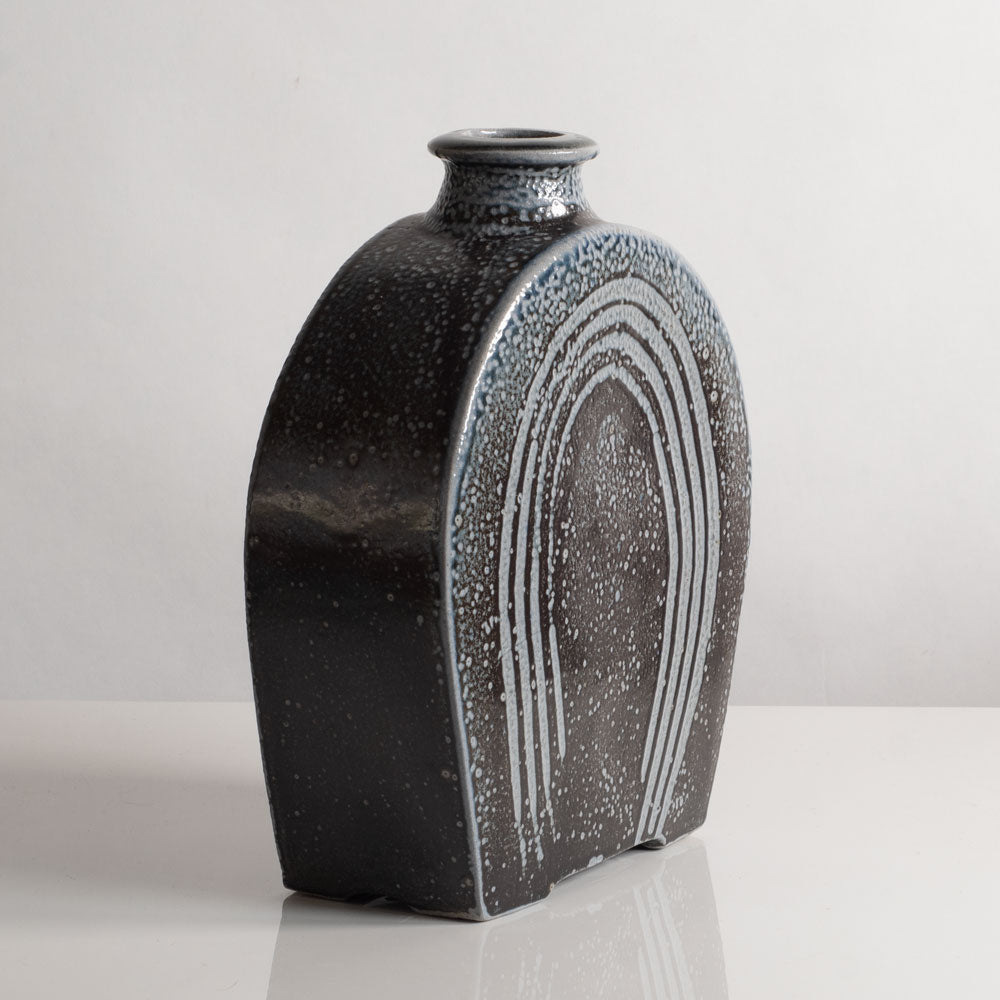 Phil Rogers, own studio, UK unique stoneware vase with semi-gloss gray glaze M4288