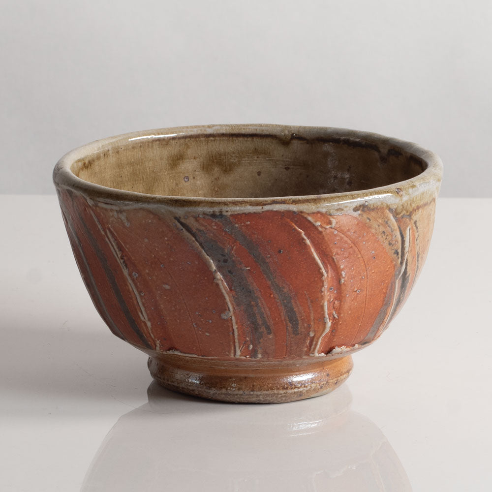 Ruthanne Tudball, UK, stoneware bowl with soda glaze L3997