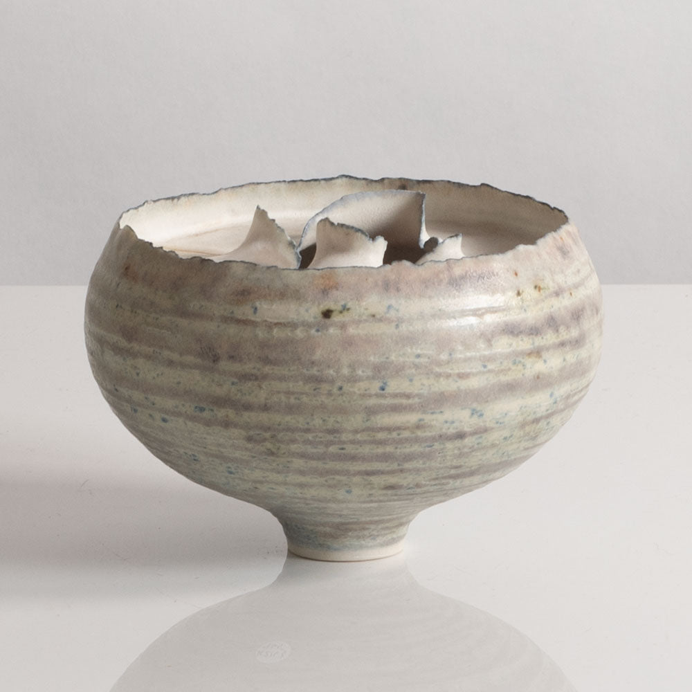 Deirdre Burnett, own studio, frilled sculptural vessel K2163
