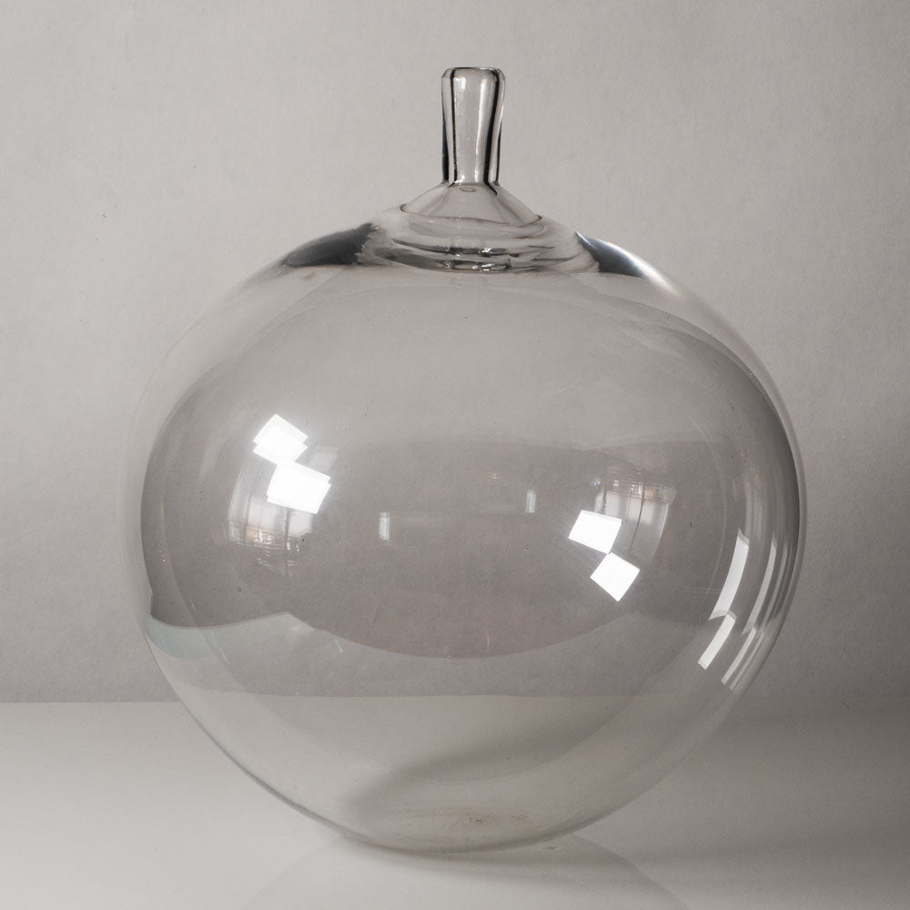 Ingeborg Lundin for Orrefors, Sweden, clear glass apple vase N9673