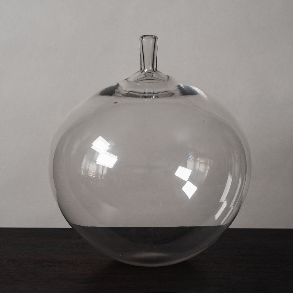 Ingeborg Lundin for Orrefors, Sweden, clear glass apple vase N9673