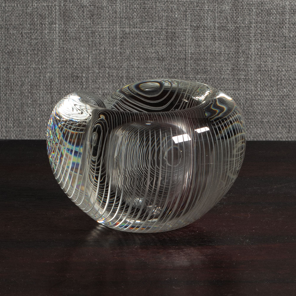 Tapio Wirkkala for Iittala, Finland, engraved bowl in clear glass M4244