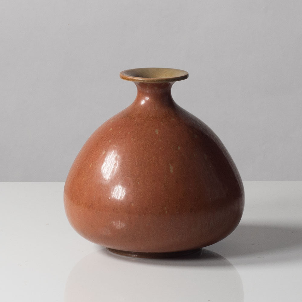 Gunnar Nylund for Rörstrand, Sweden, stoneware vase with reddish brown glaze K2923