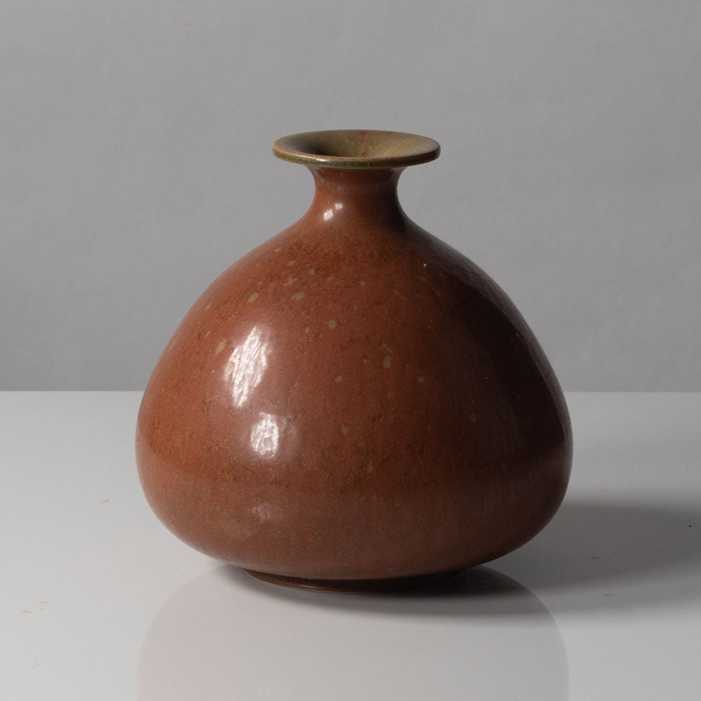 Gunnar Nylund for Rörstrand, Sweden, stoneware vase with reddish brown glaze K2923