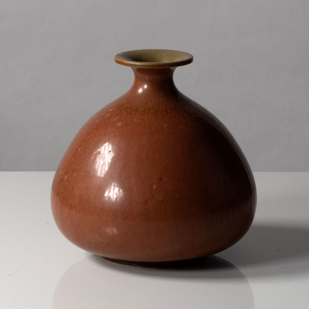 Gunnar Nylund for Rörstrand, Sweden, stoneware vase with reddish brown glaze K2923