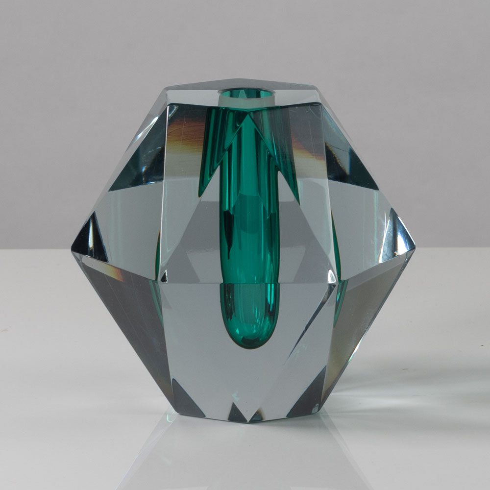 Strombergshyttan faceted vase in green and clear glass L3163