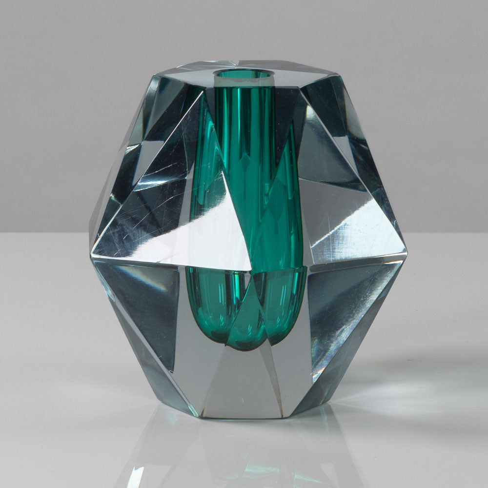 Strombergshyttan faceted vase in green and clear glass L3163