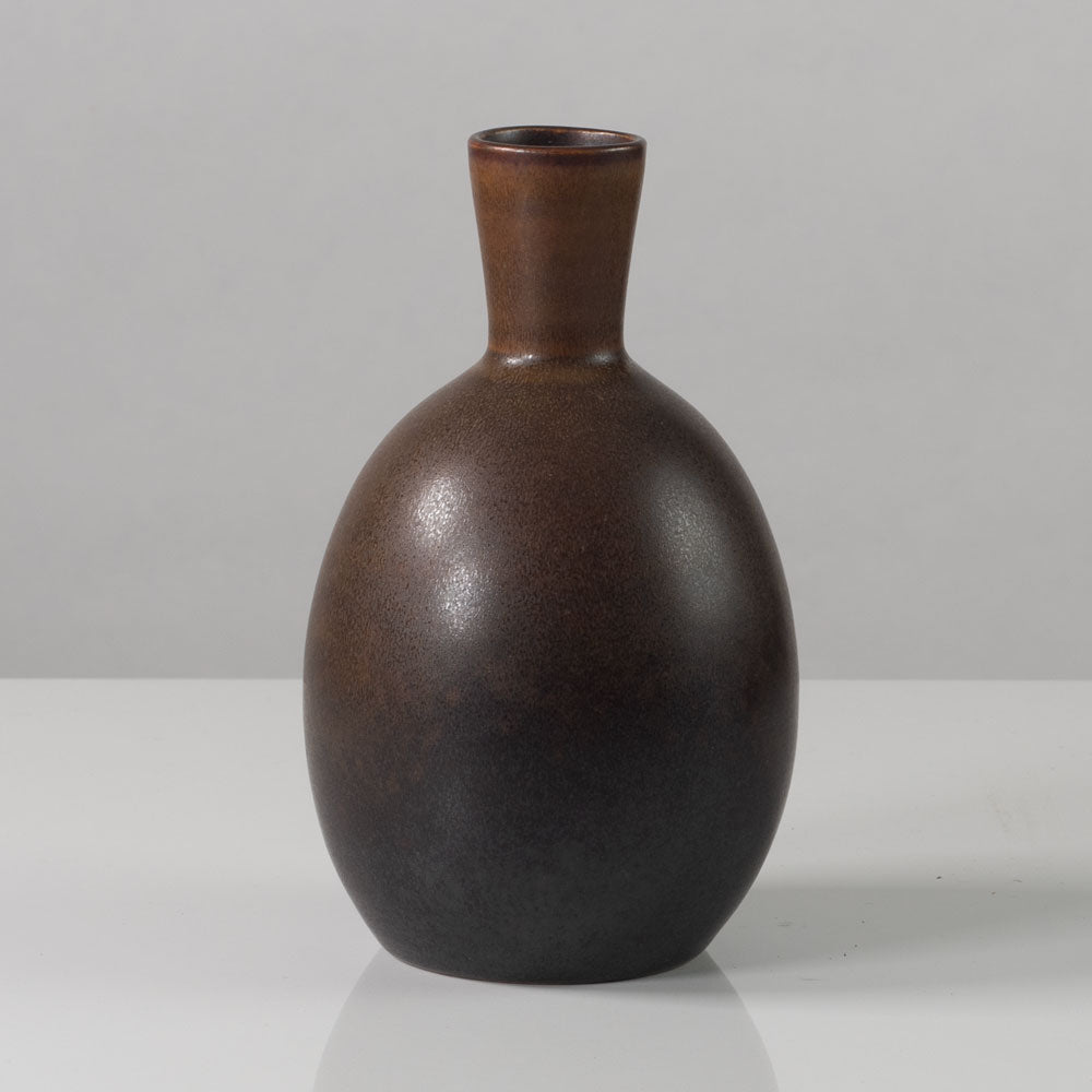 Erich and Ingrid Triller for Tobo, Sweden, unique stoneware vase with matte brown glaze G9191