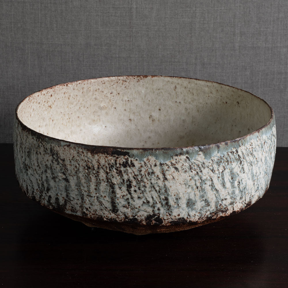 Chris Carter, UK, unique large stoneware bowl with blue and off-white matte glaze M4313