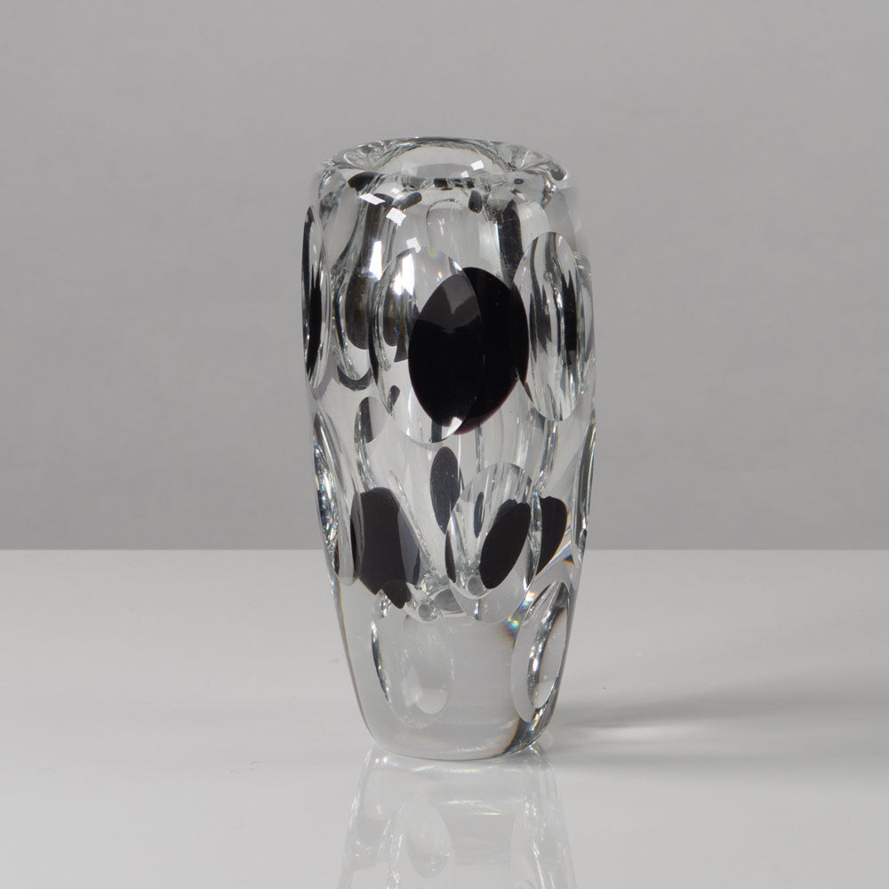 Vicke Lindstrand for Kosta, Sweden, clear glass vase with black spots L3205