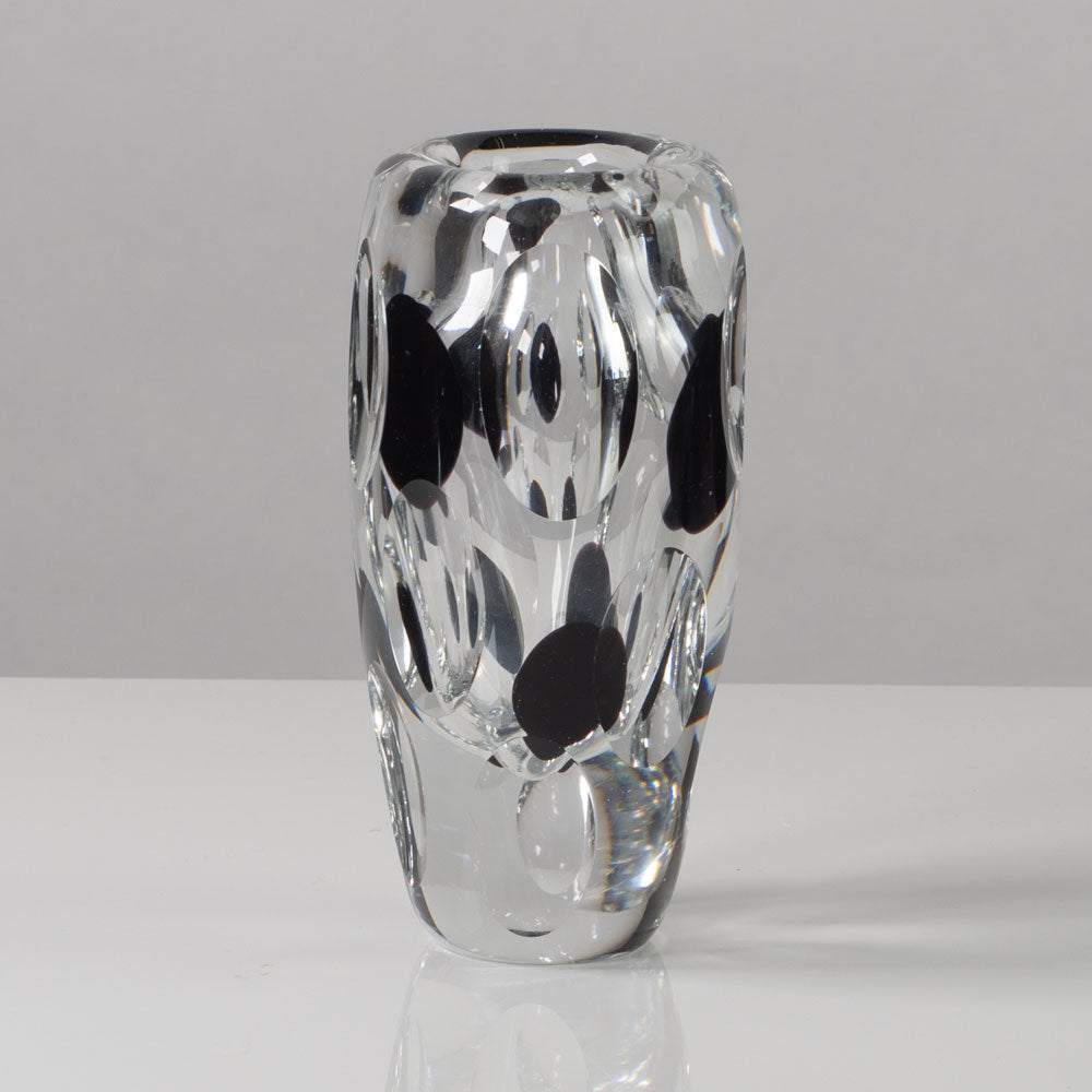 Vicke Lindstrand for Kosta, Sweden, clear glass vase with black spots L3205