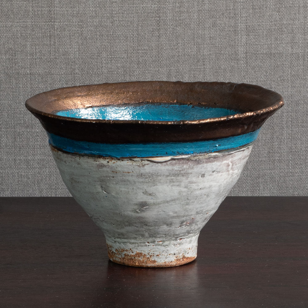 Robin Welch, UK Unique stoneware bowl M4358