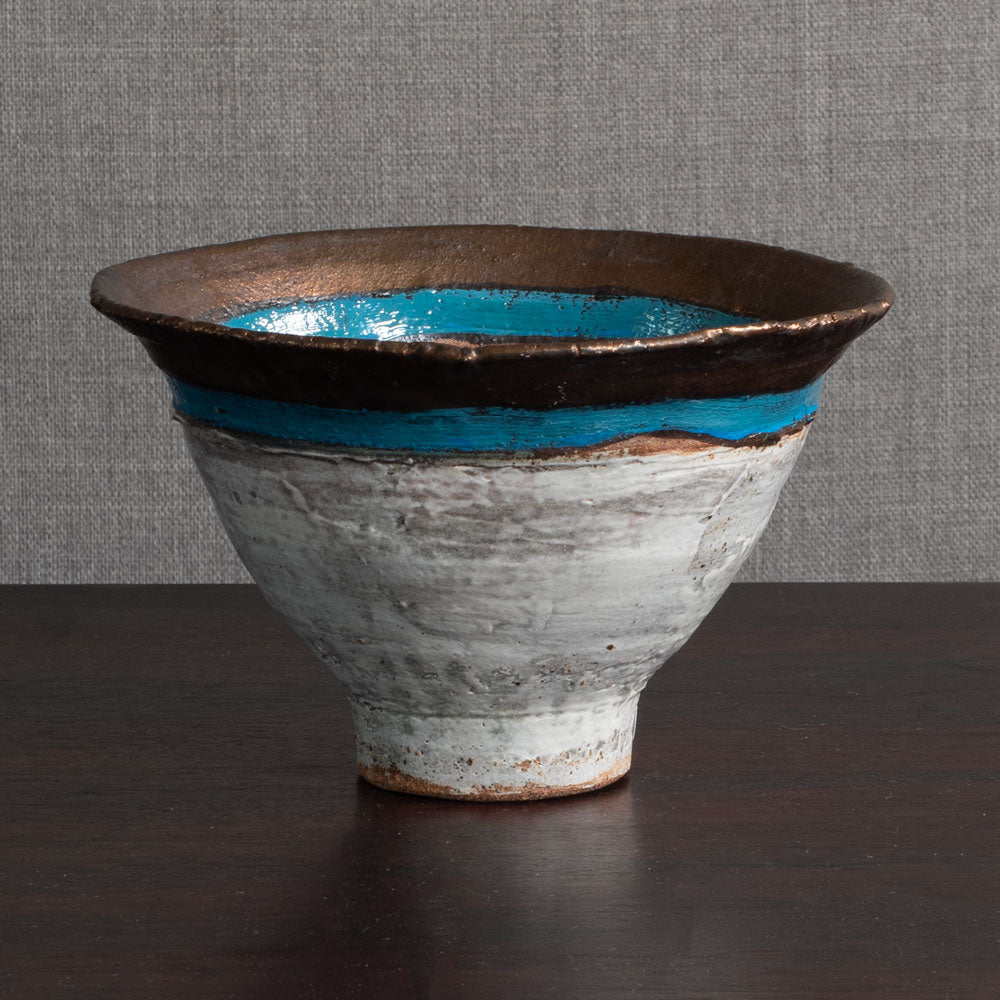 Robin Welch, UK Unique stoneware bowl M4358