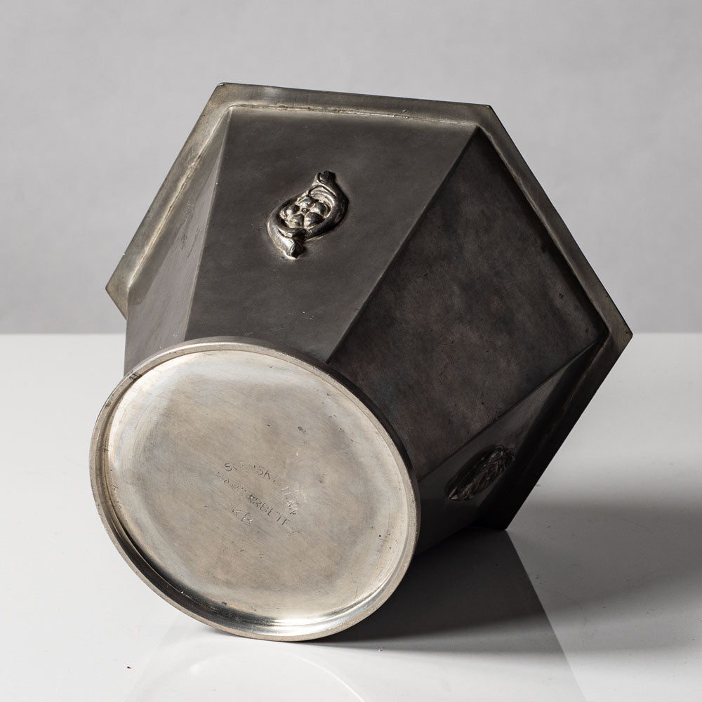 Swedish pewter art deco lidded jar L3051