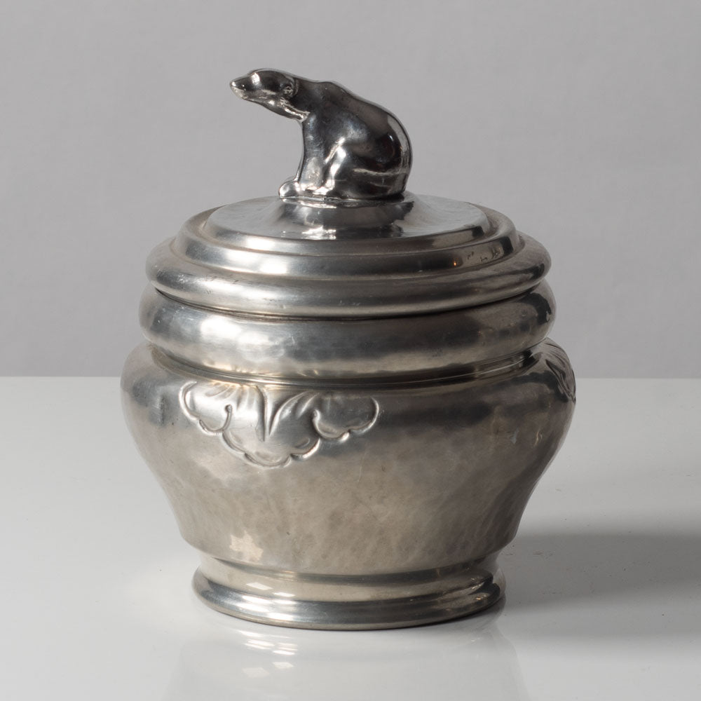 Danskt Kunst, Denmark, lidded art nouveau pewter jar with polar bear to lid L3089