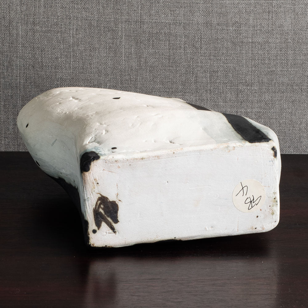 Gordon Baldwin, UK, unique stoneware sculptural vessel M5375