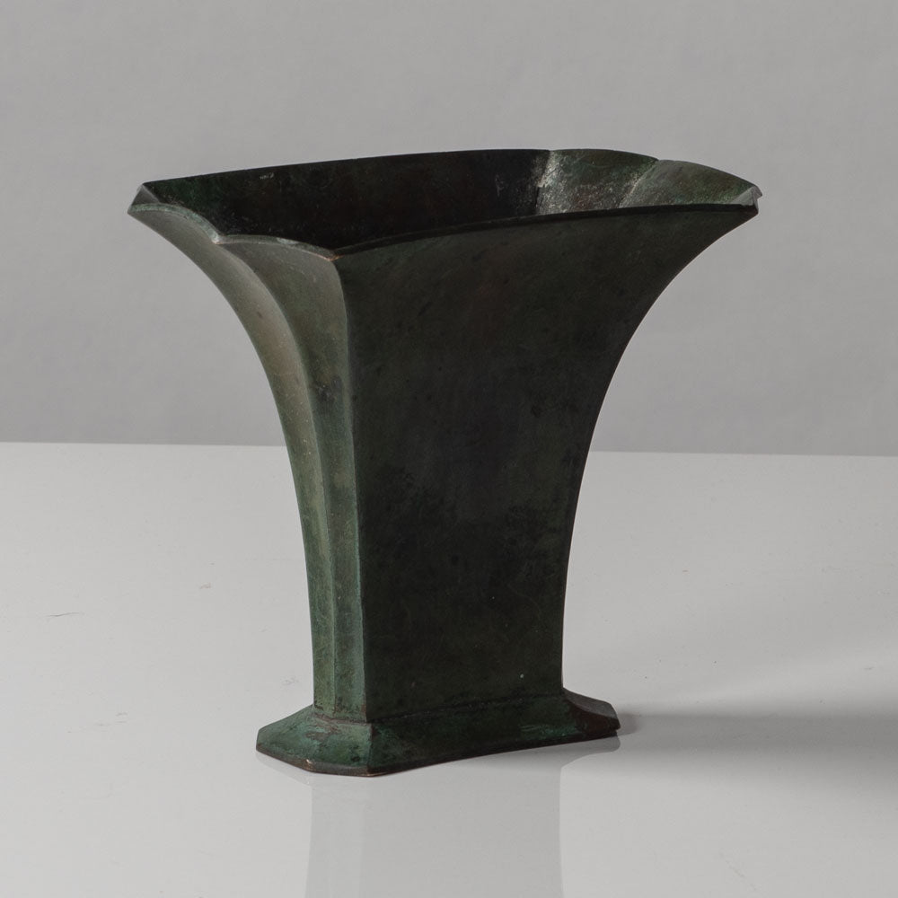 Sune Backströms, Sweden, bronze vase L3262
