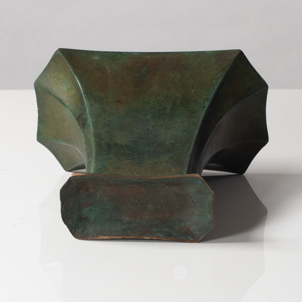 Sune Backströms, Sweden, bronze vase L3262