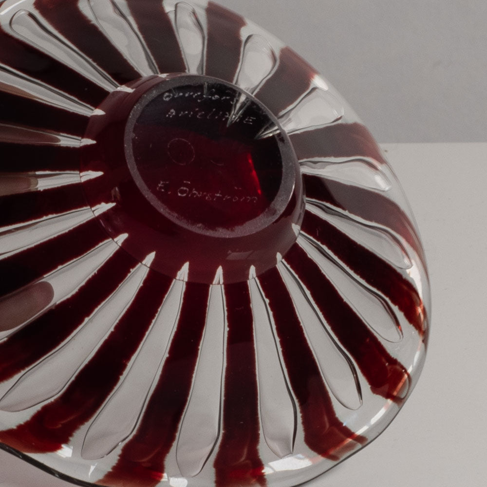 Edvin Öhrström for Orrefors, Sweden, Ariel bowl in red and clear glass L3907